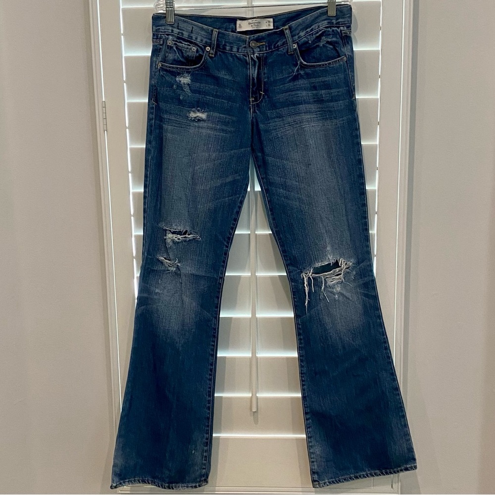 Abercrombie & Fitch Madison Flare Bootcut Low Rise (size 29/8L) NWOT